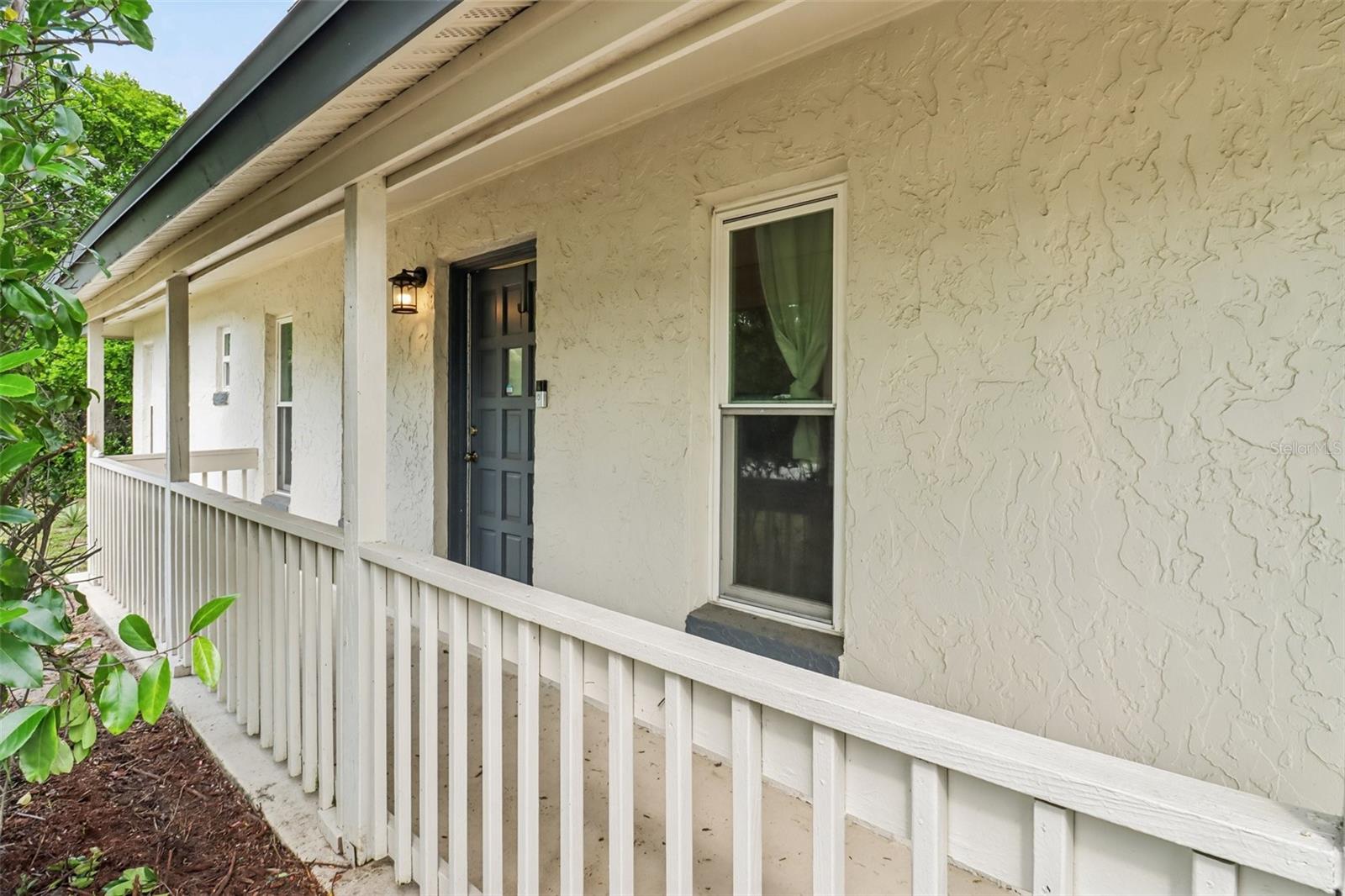 1200 E HANCOCK DR — photo 2