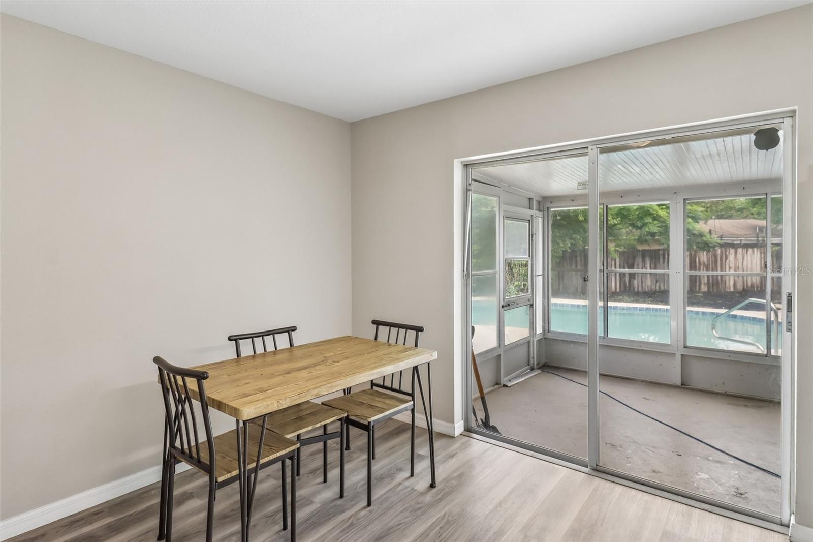 1200 E HANCOCK DR — photo 8