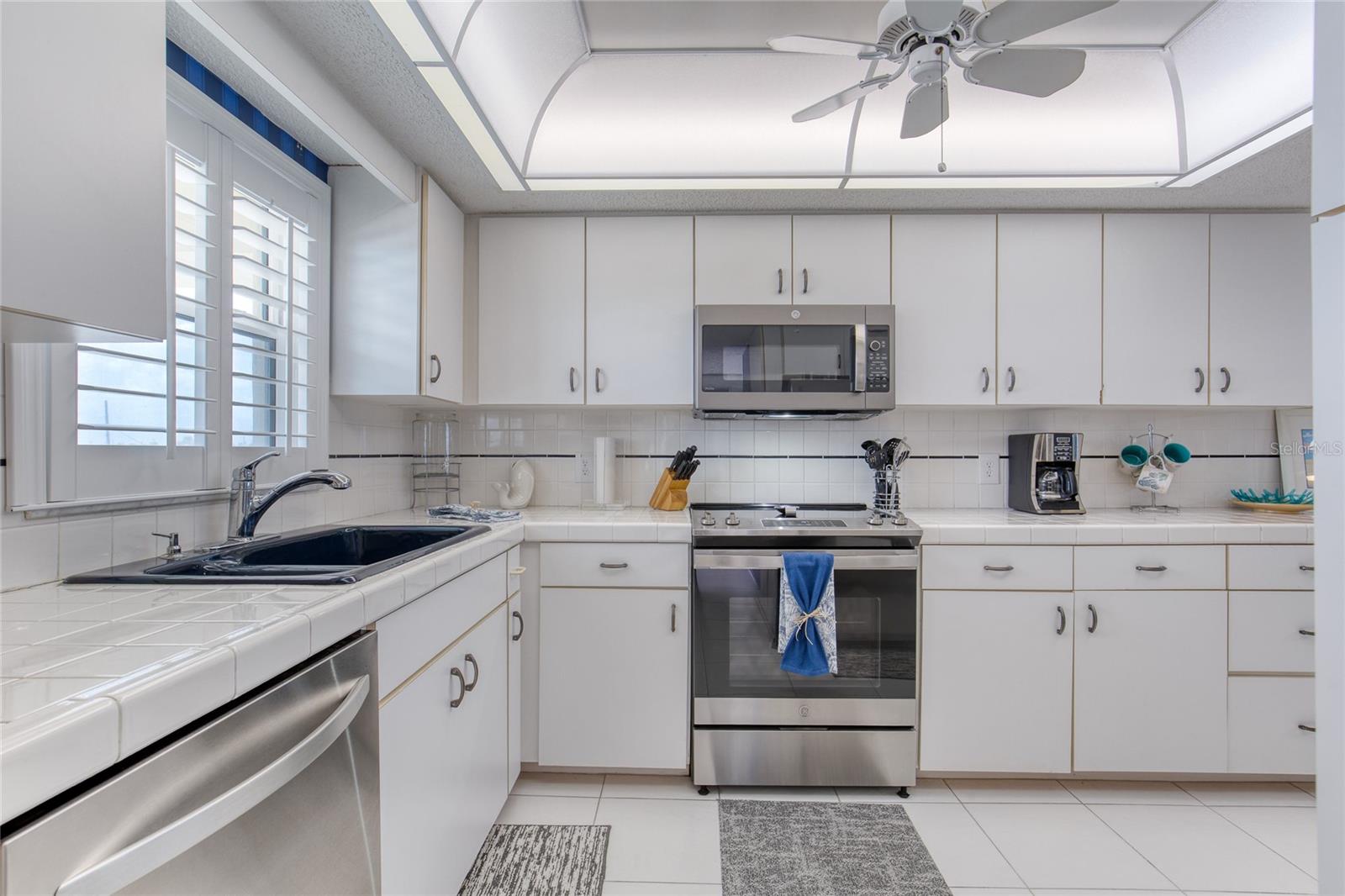 2290 OCEAN SHORE BLVD #2070 — photo 12