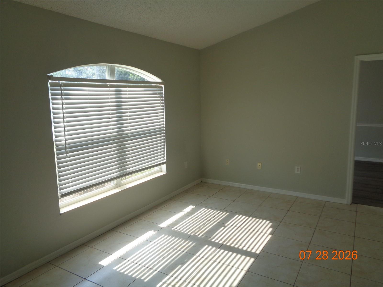 2610 GROVELAND AVE — photo 9