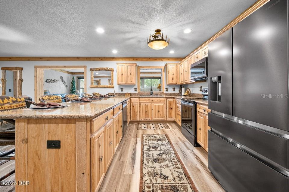 120 PEACHTREE CIR — photo 5