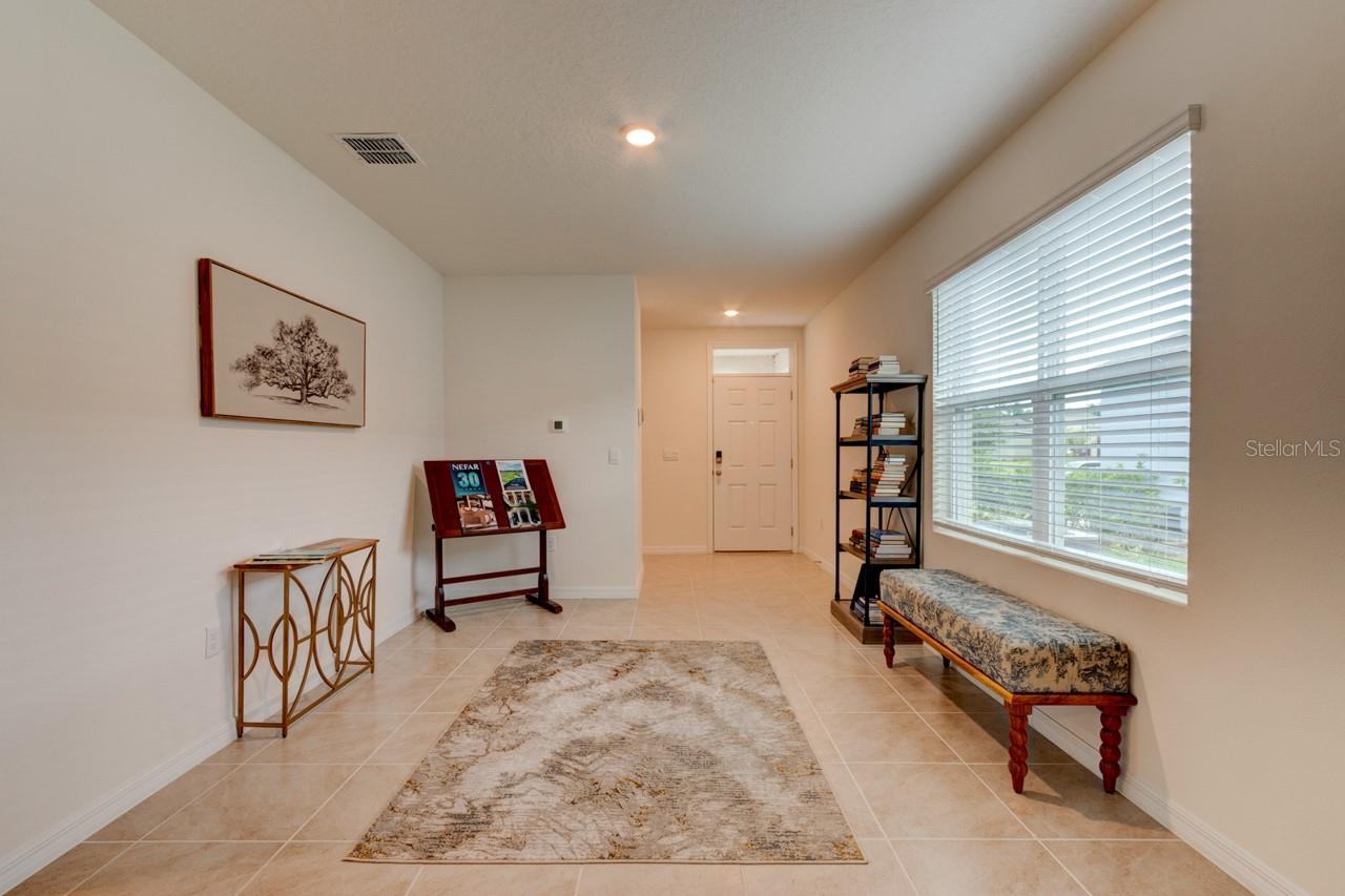 1360 CORK DR — photo 4