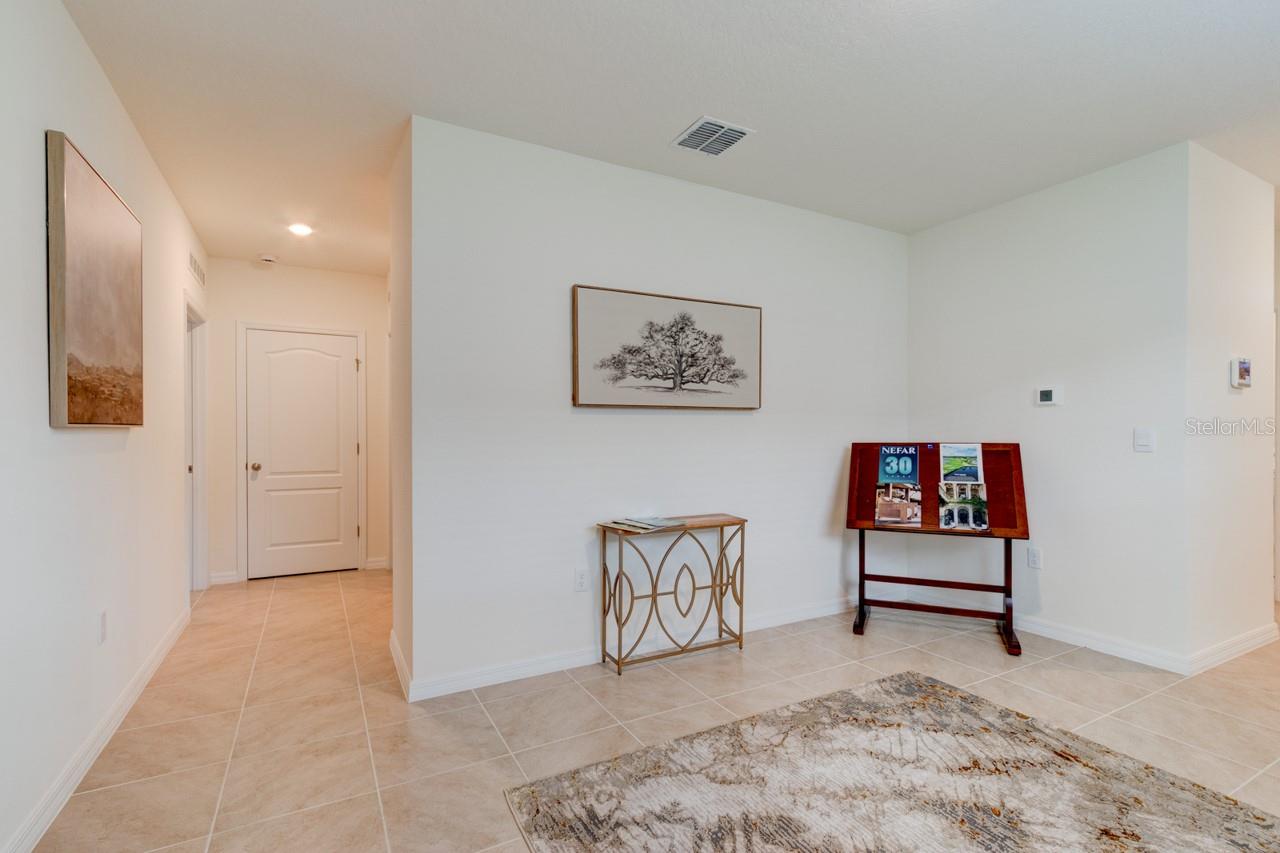 1360 CORK DR — photo 5