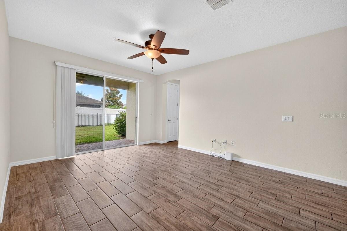 3833 LOON LN — photo 4
