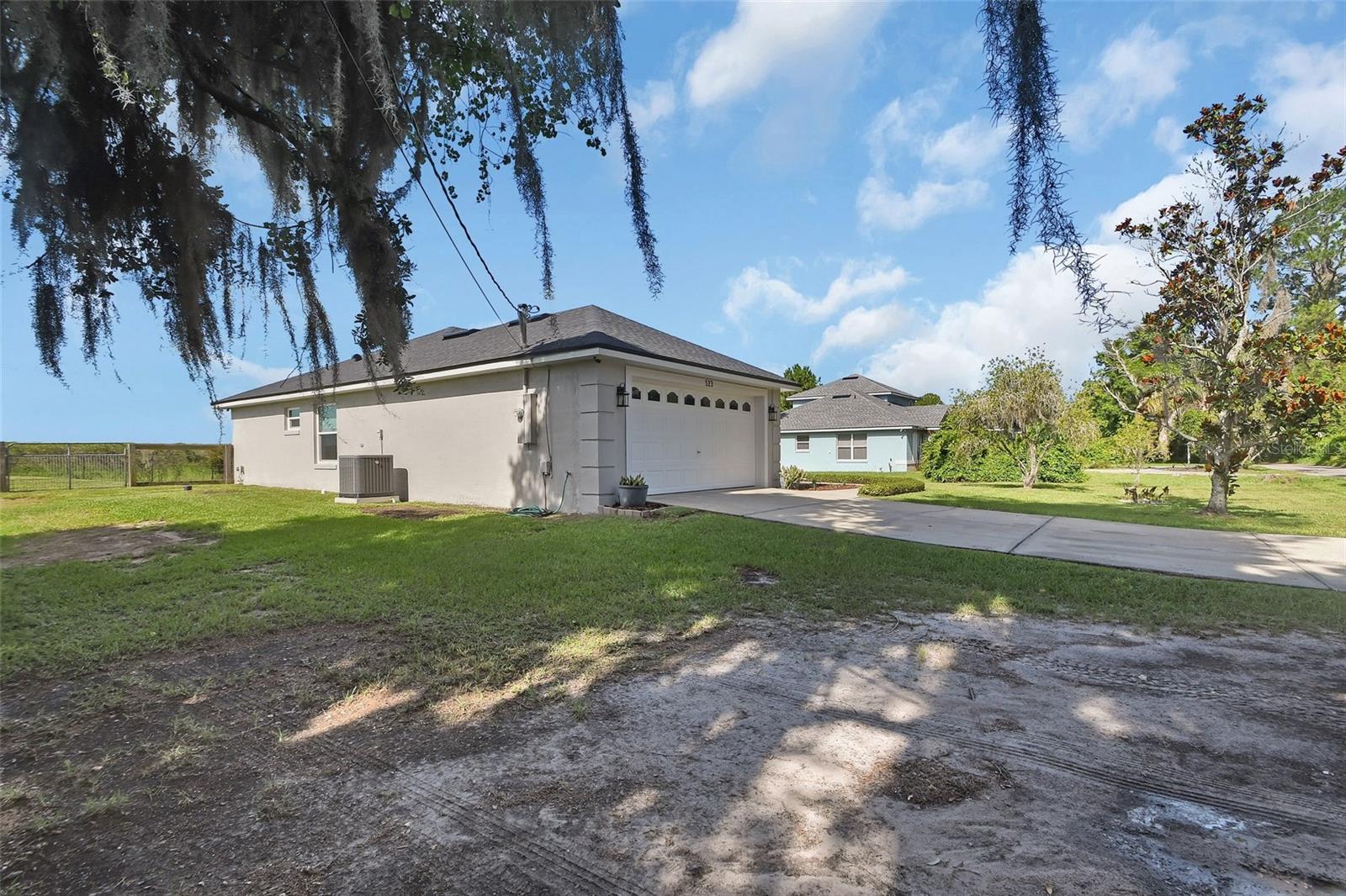 523 KONOMAC LAKE DR — photo 3