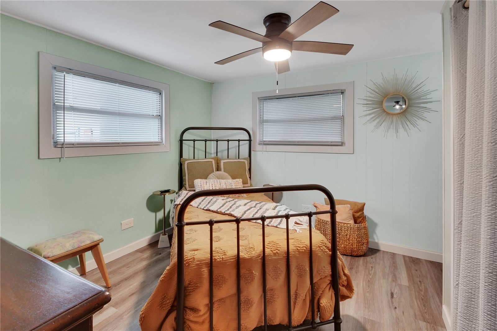 109 CYPRESS DR — photo 12