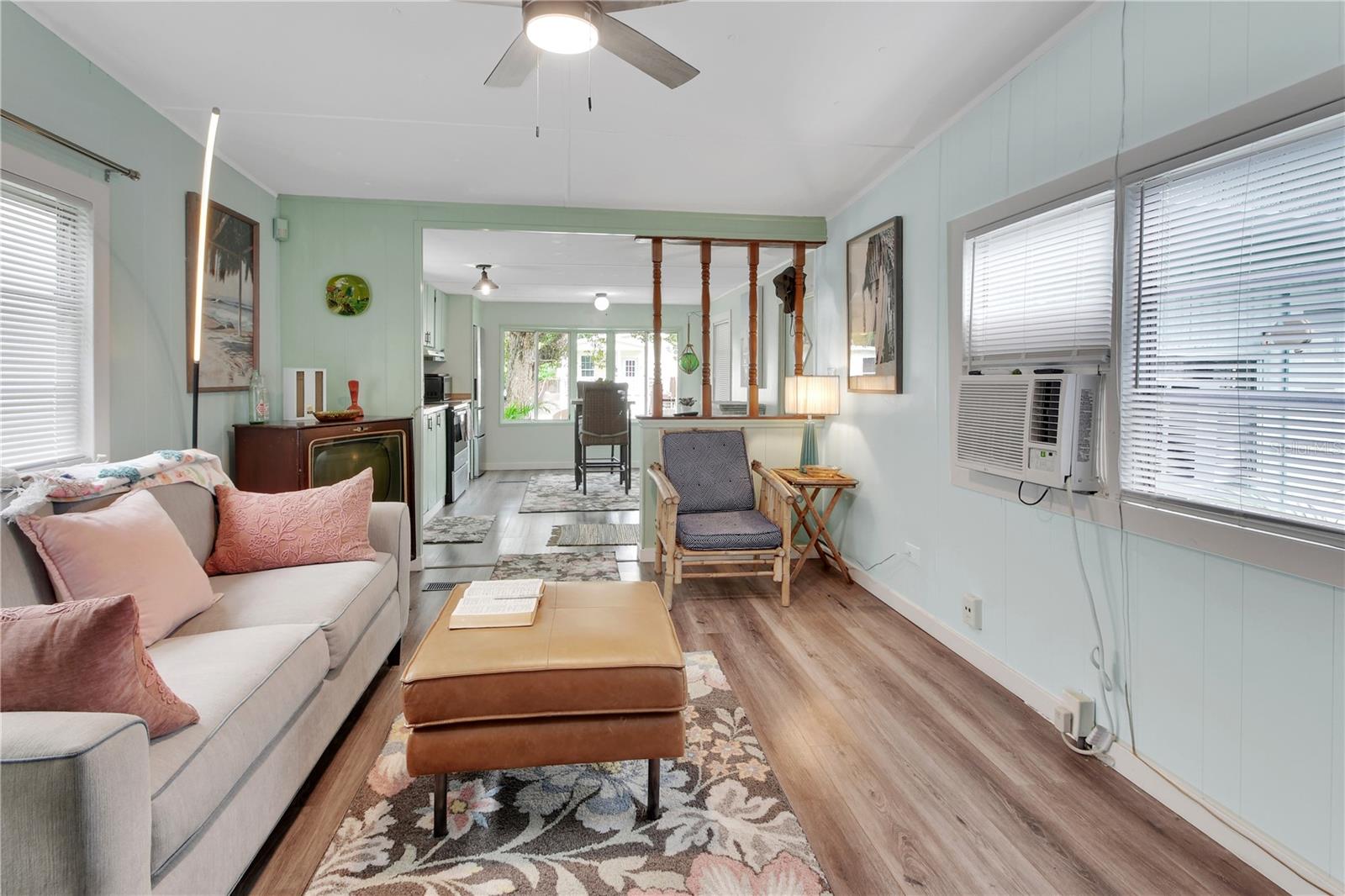 109 CYPRESS DR — photo 6