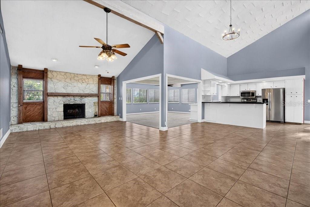 112 ALBATROSS WAY — photo 4