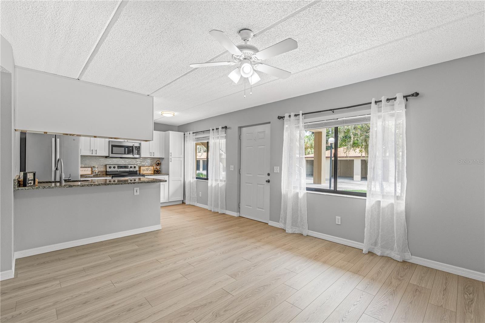 1601 BIG TREE RD #803 — photo 9