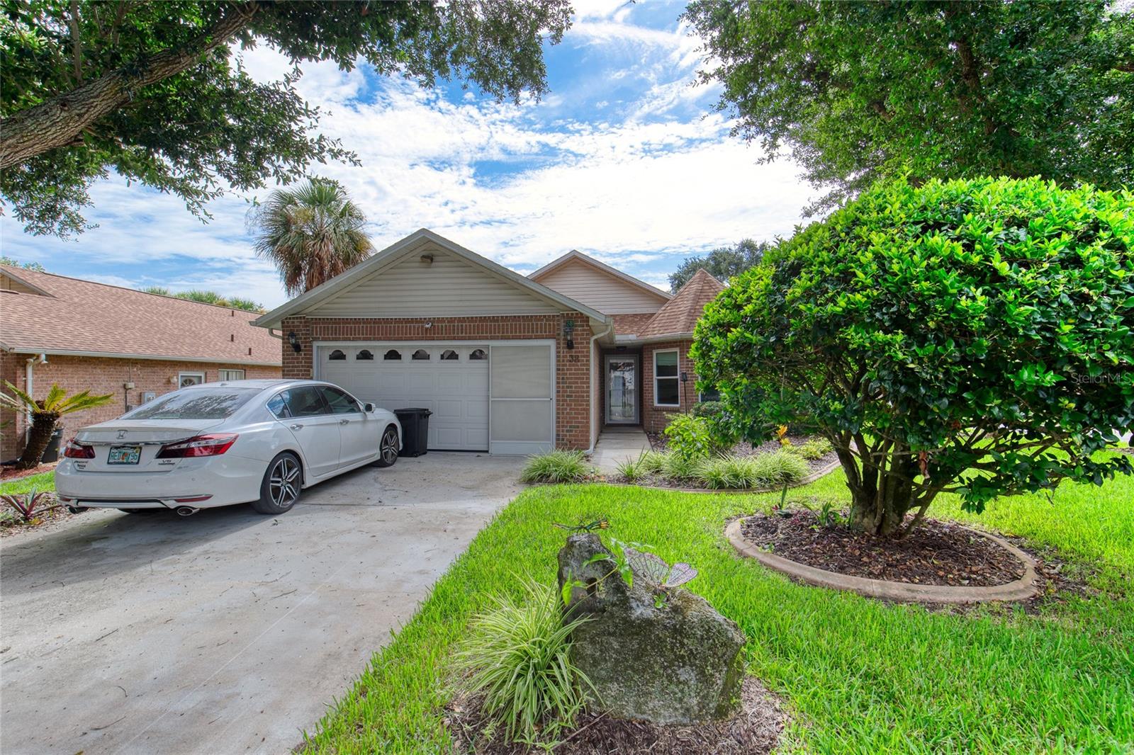 38 OLD MACON DR