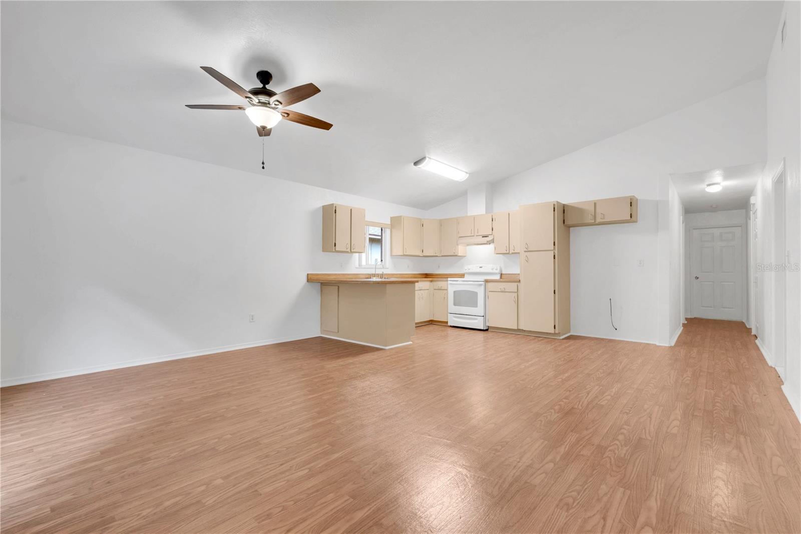 623 PARQUE DR — photo 5