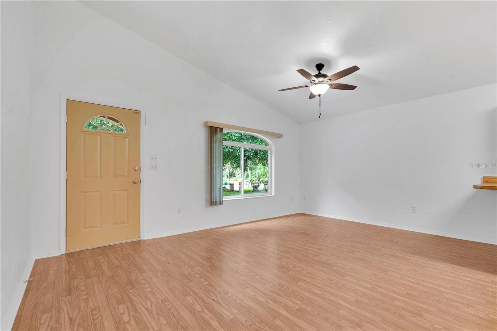 623 PARQUE DR — photo 6