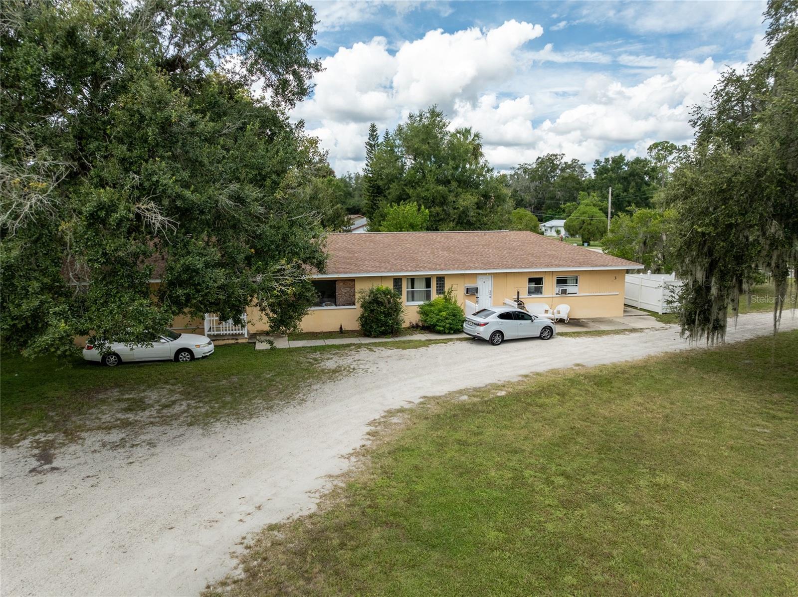 124 S CHARLES RICHARD BEALL BLVD — photo 2