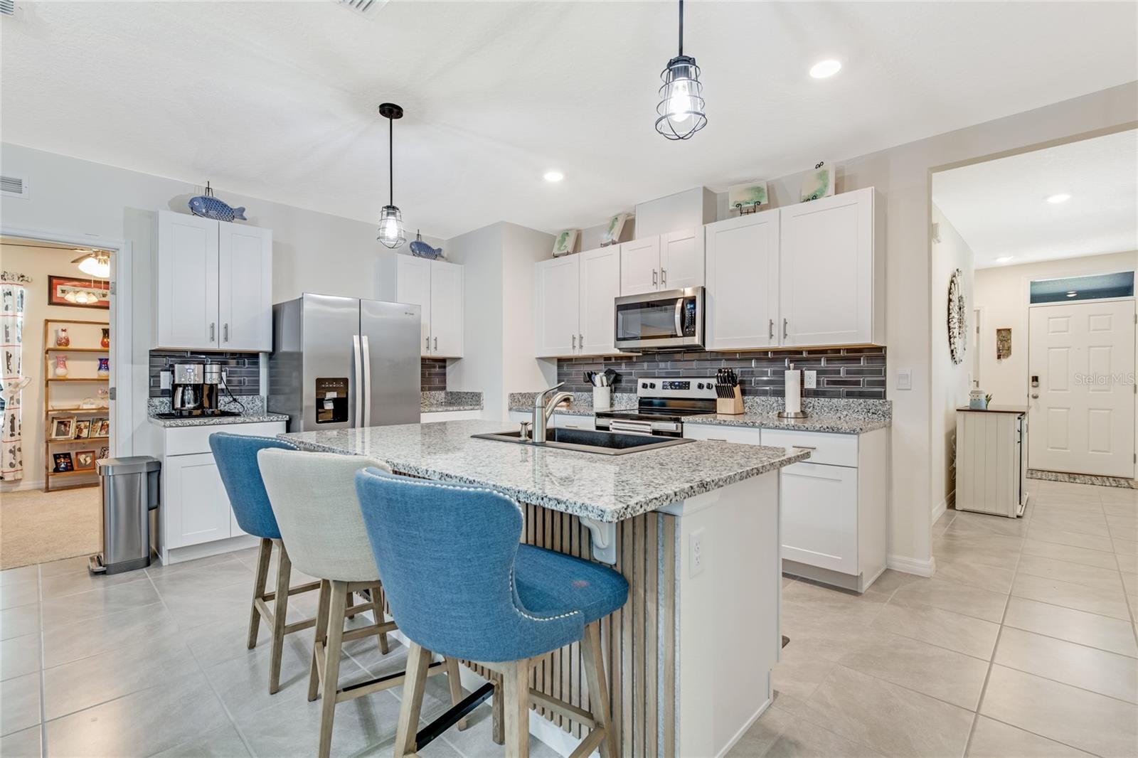 1362 CORK DR — photo 2