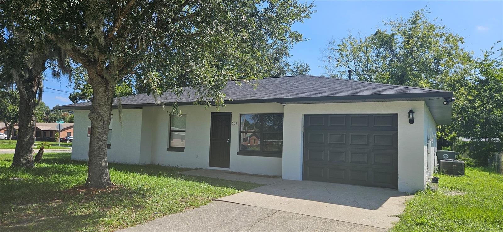 501 LOOMIS TRL — photo 2