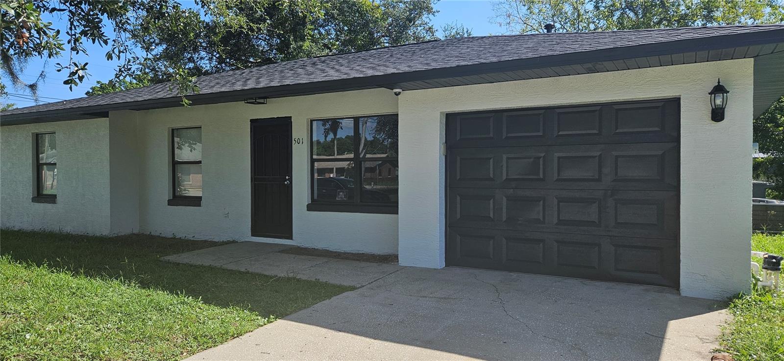 501 LOOMIS TRL