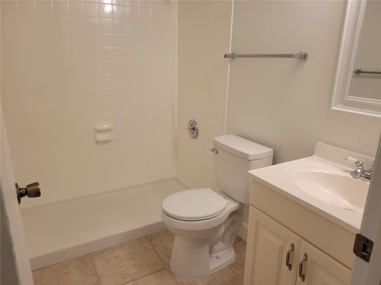 130 JASMINE WOODS CT #14A — photo 8