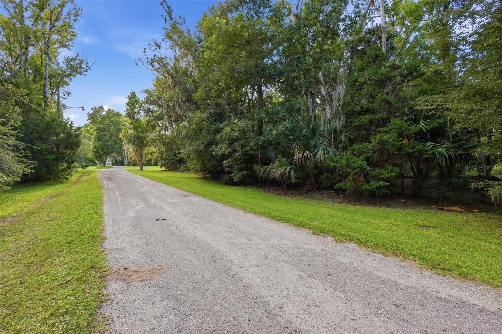 2050 MINORCA RD — photo 11