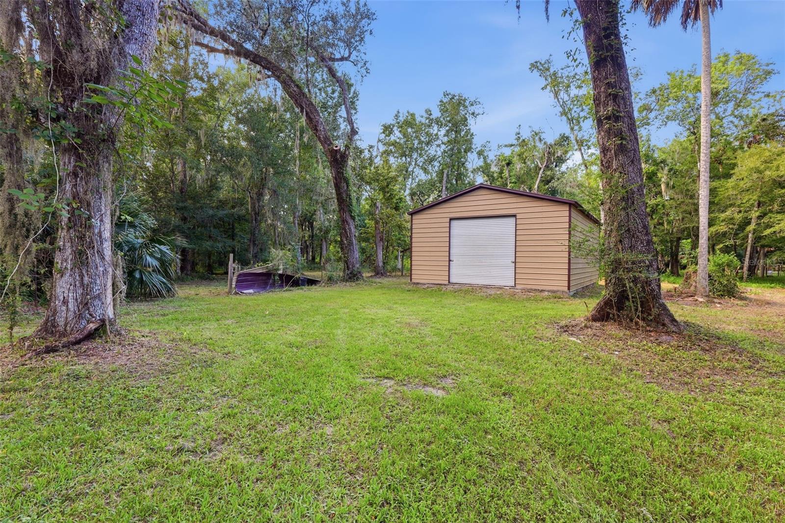 2050 MINORCA RD — photo 7