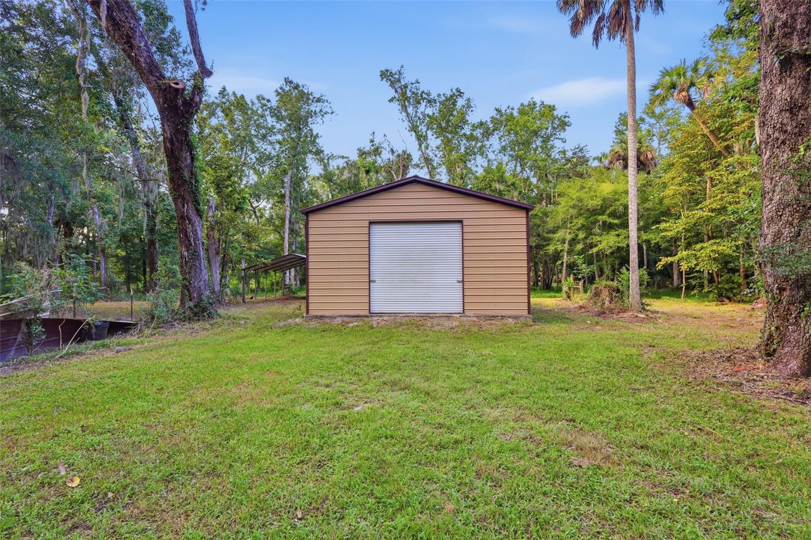 2050 MINORCA RD — photo 8
