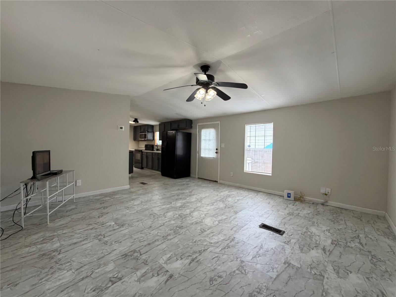 1133 AVENUE G — photo 5