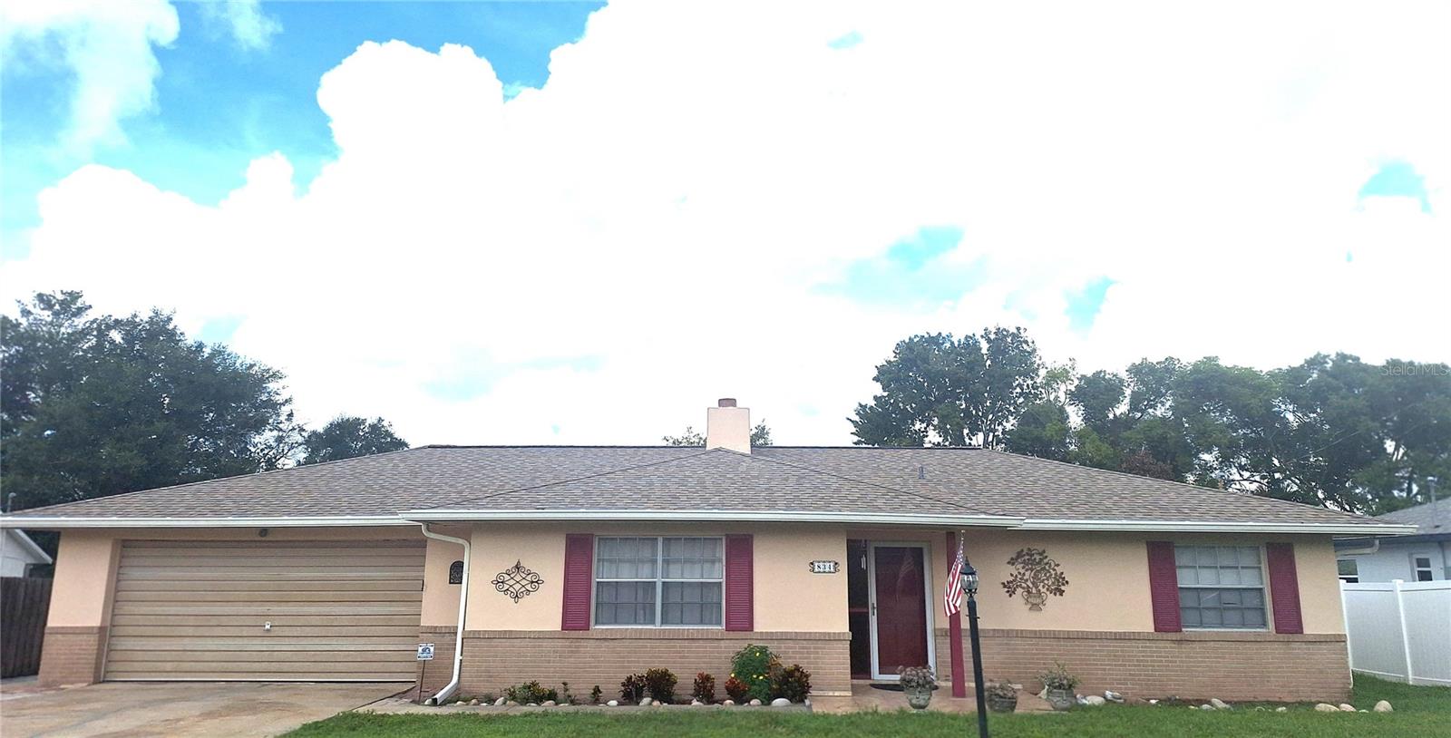 834 SWEETBRIER DR
