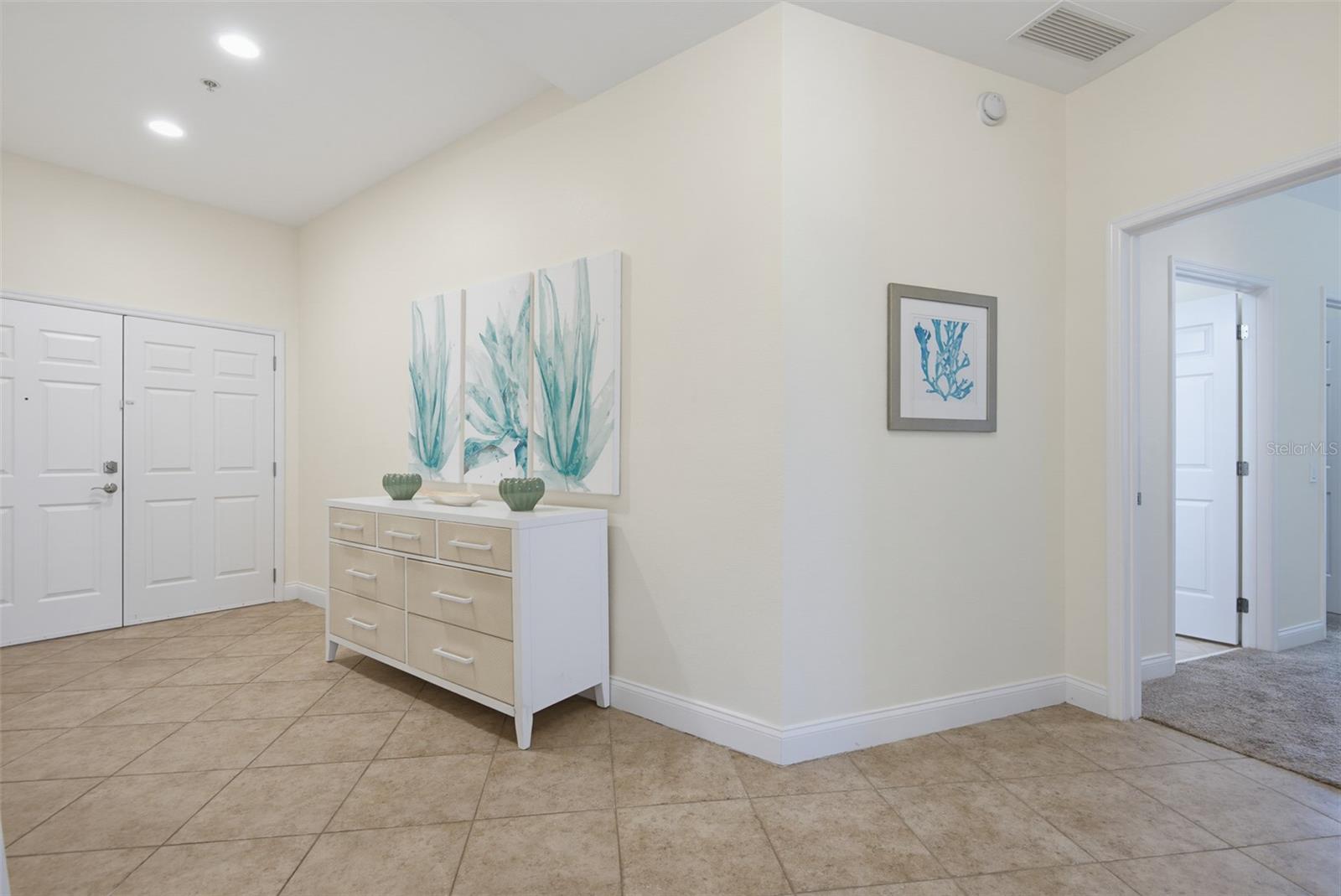 2 OCEANS WEST BLVD #103 — photo 3