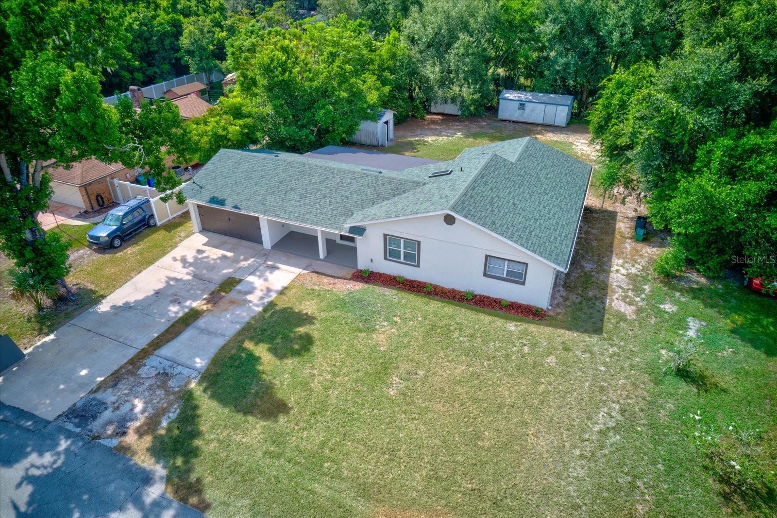 47 DAHLIA DR — photo 3