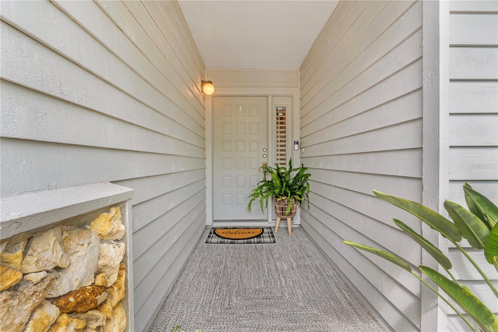 150 BLUE HERON DR #B — photo 5