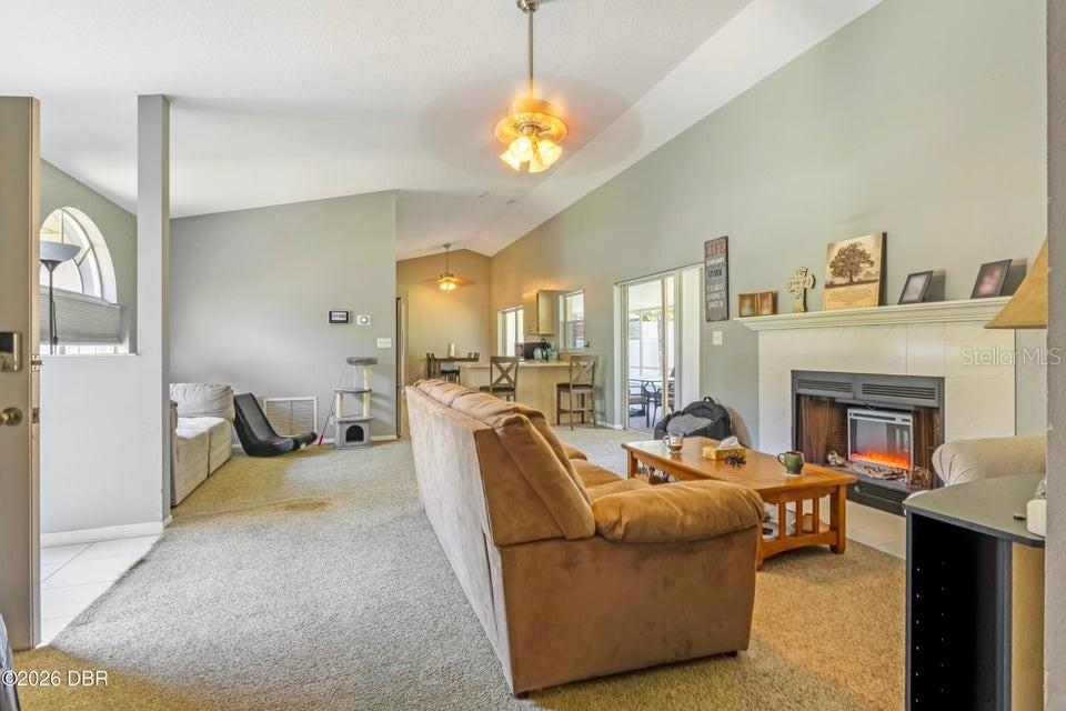 18 BURNING BUSH PL — photo 3