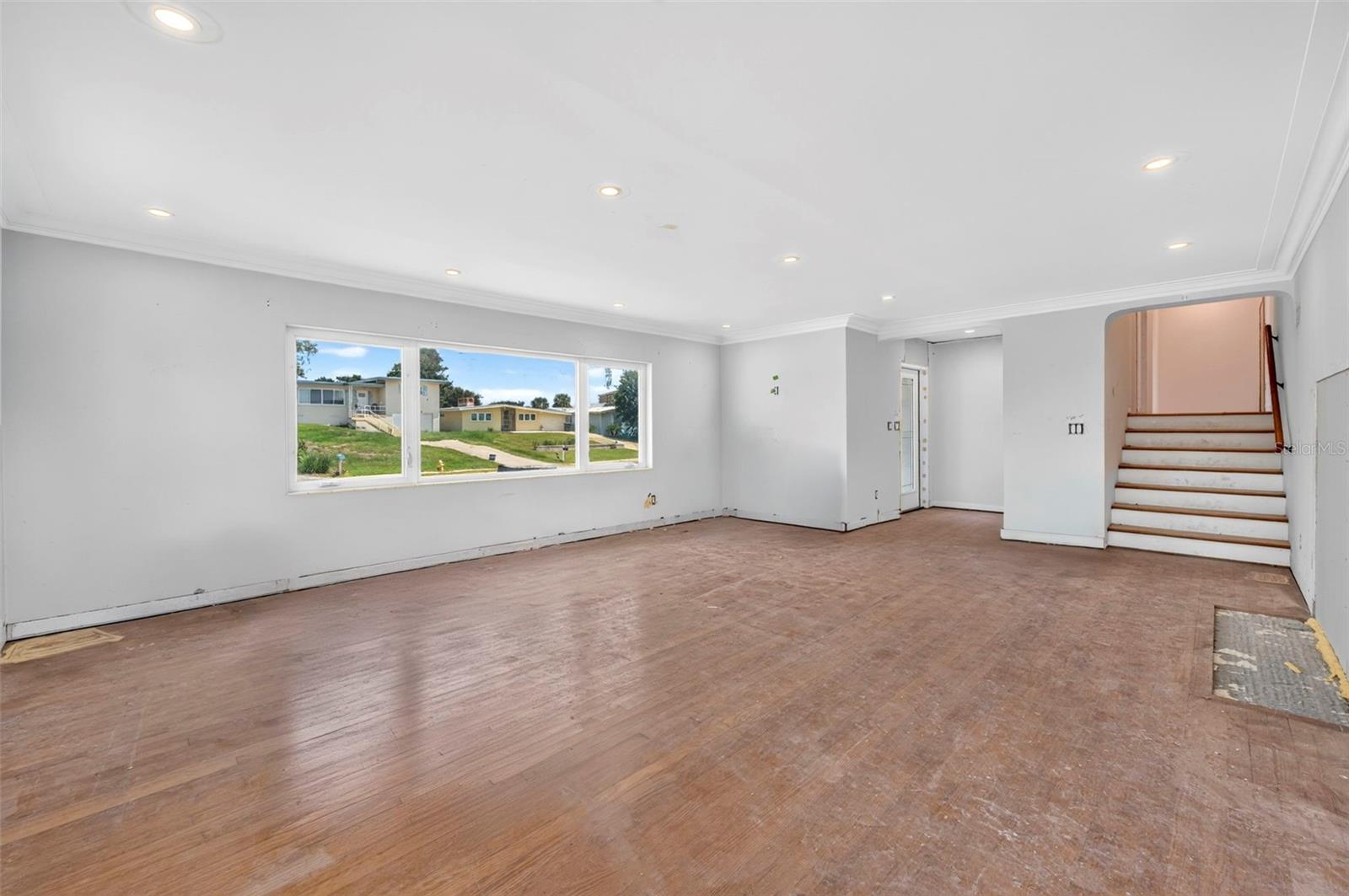 2314 S PENINSULA DR — photo 8