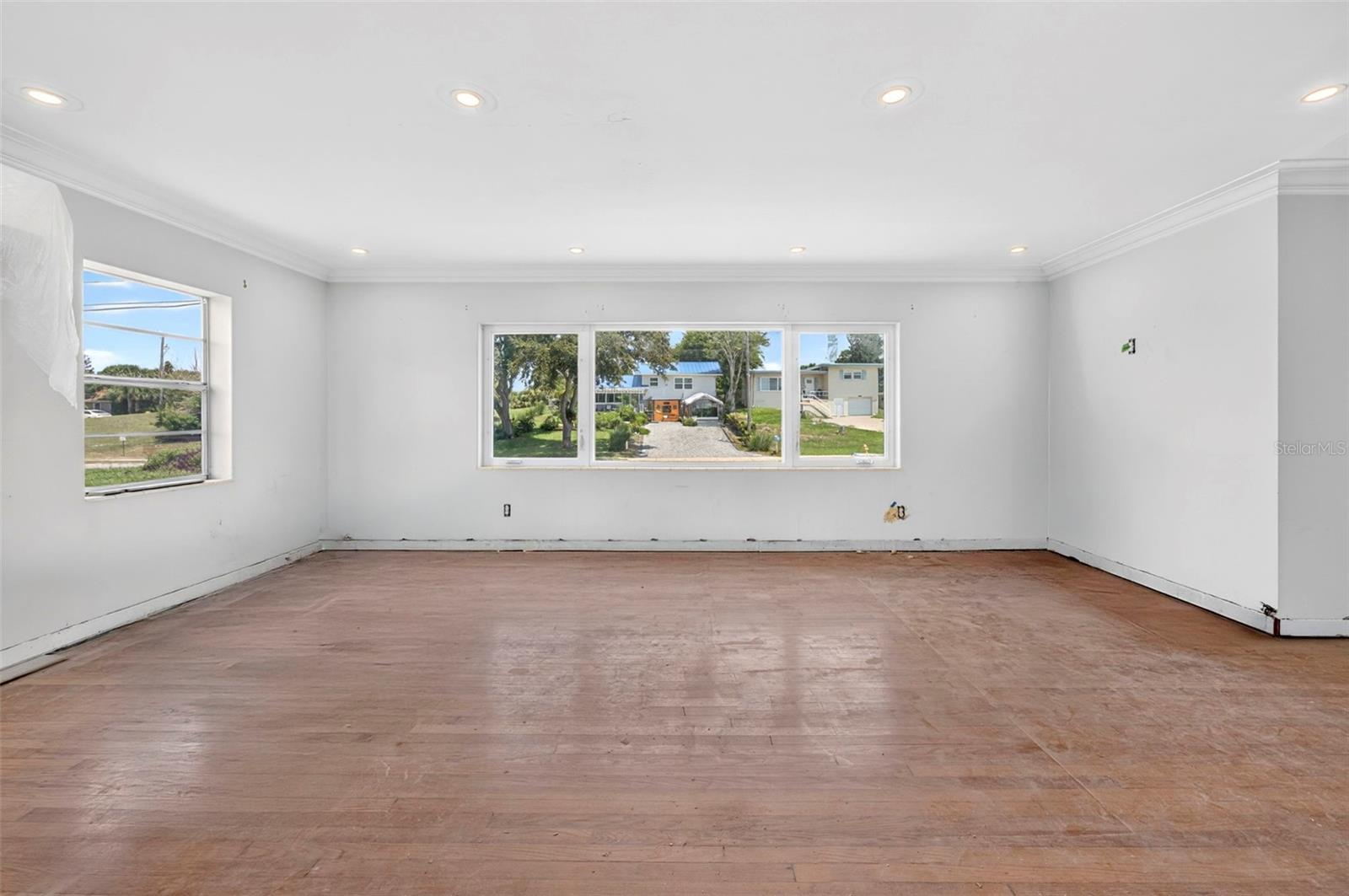 2314 S PENINSULA DR — photo 10
