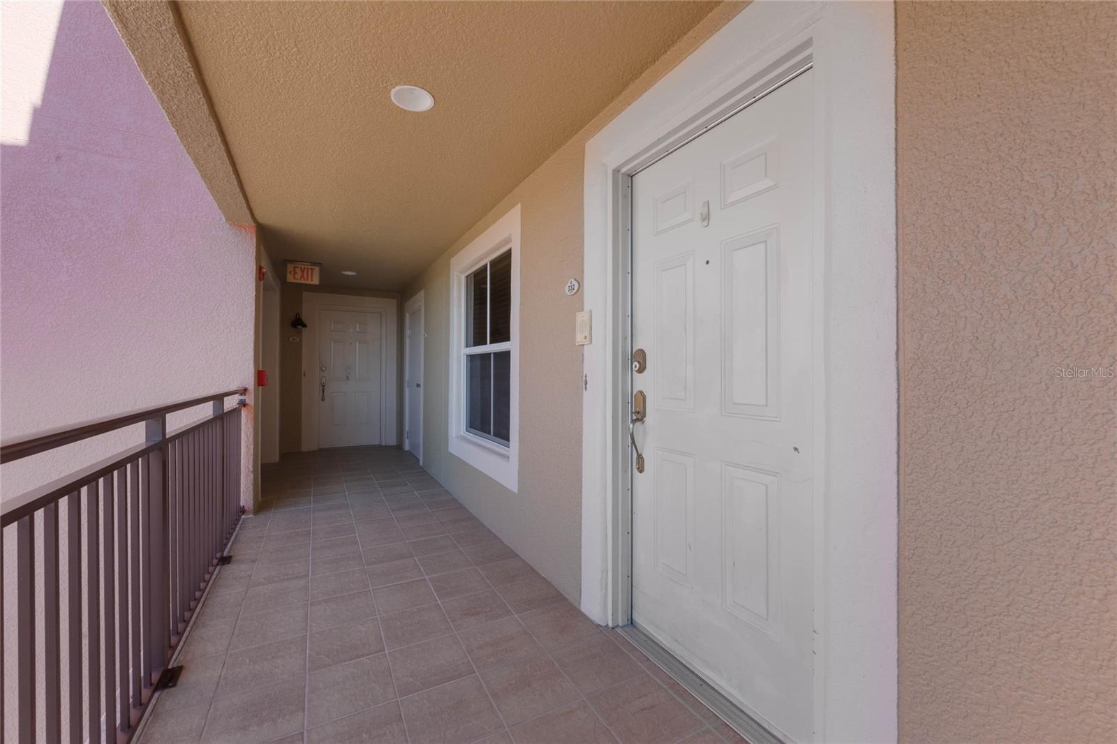 424 LUNA BELLA LN #332 — photo 2