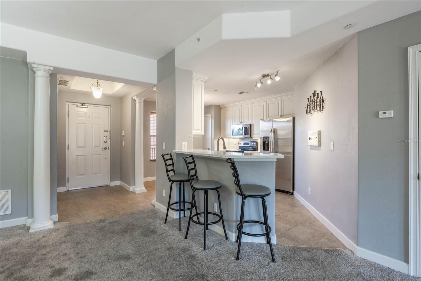 424 LUNA BELLA LN #332 — photo 4