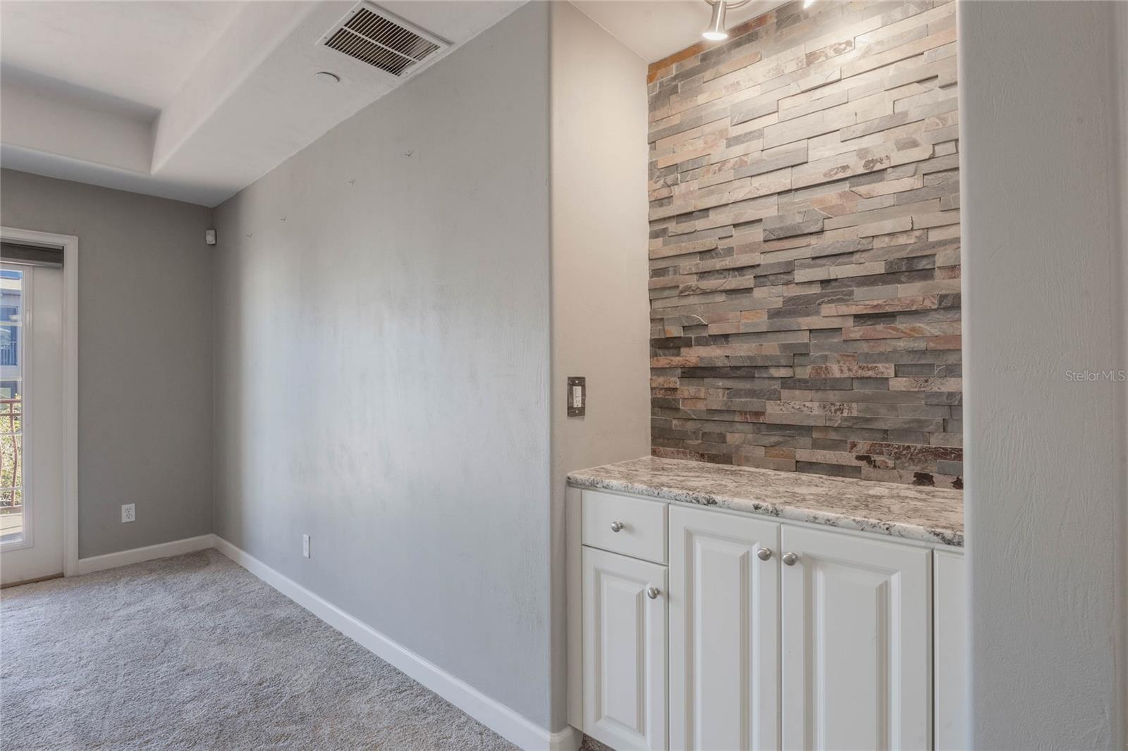 424 LUNA BELLA LN #332 — photo 9