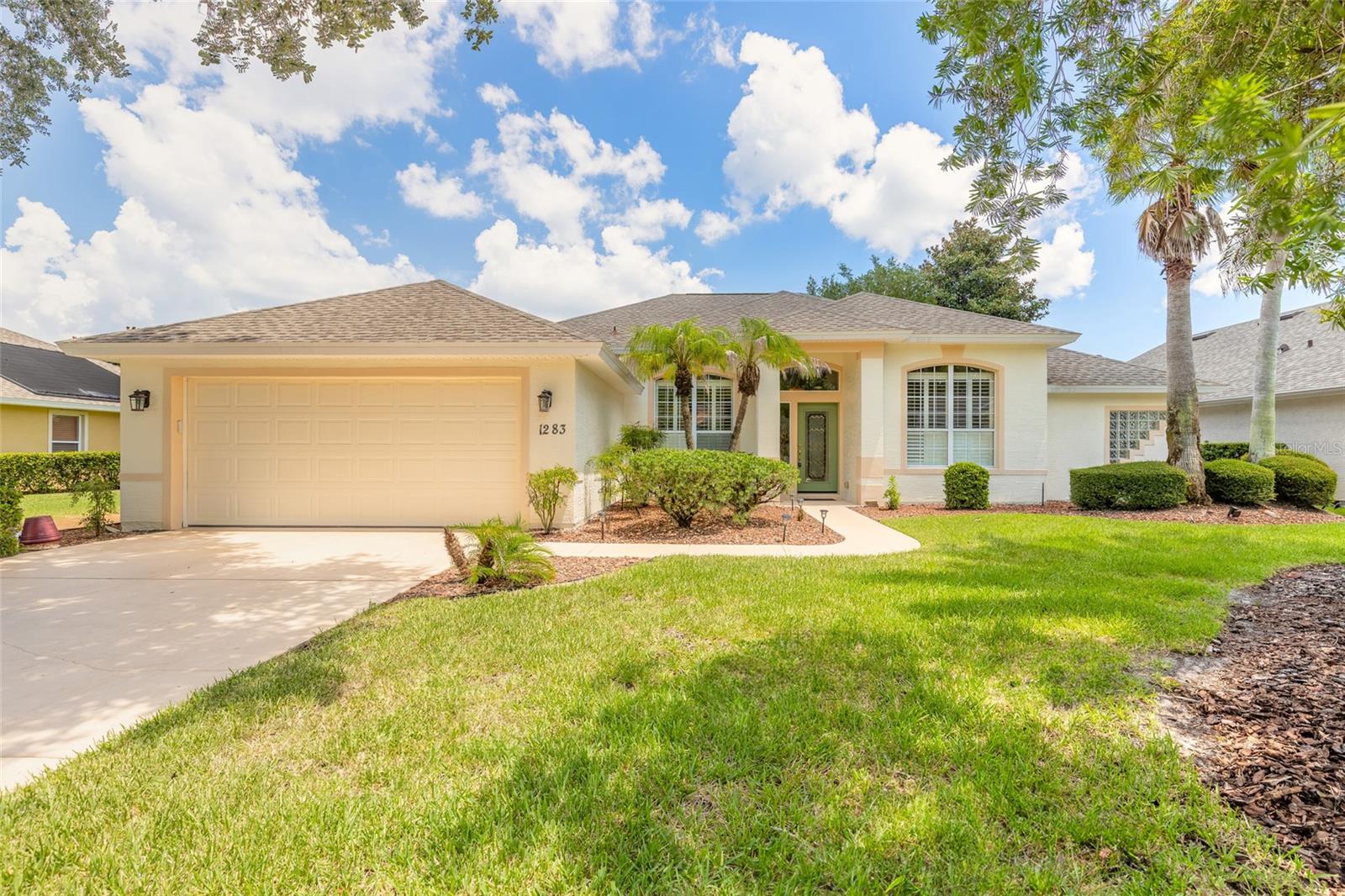 1283 ROYAL POINTE LN