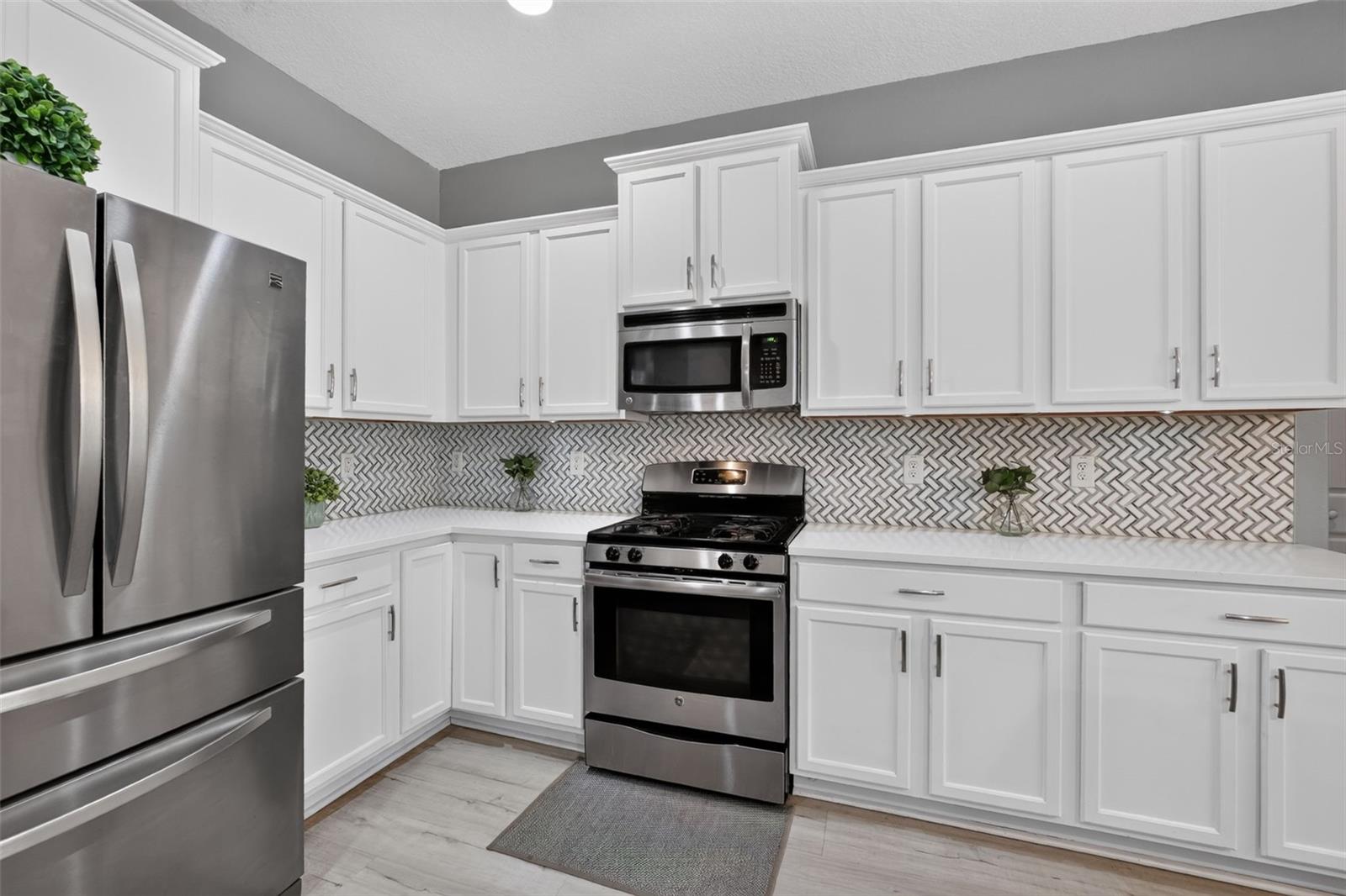 1458 DAYSTAR LN — photo 2