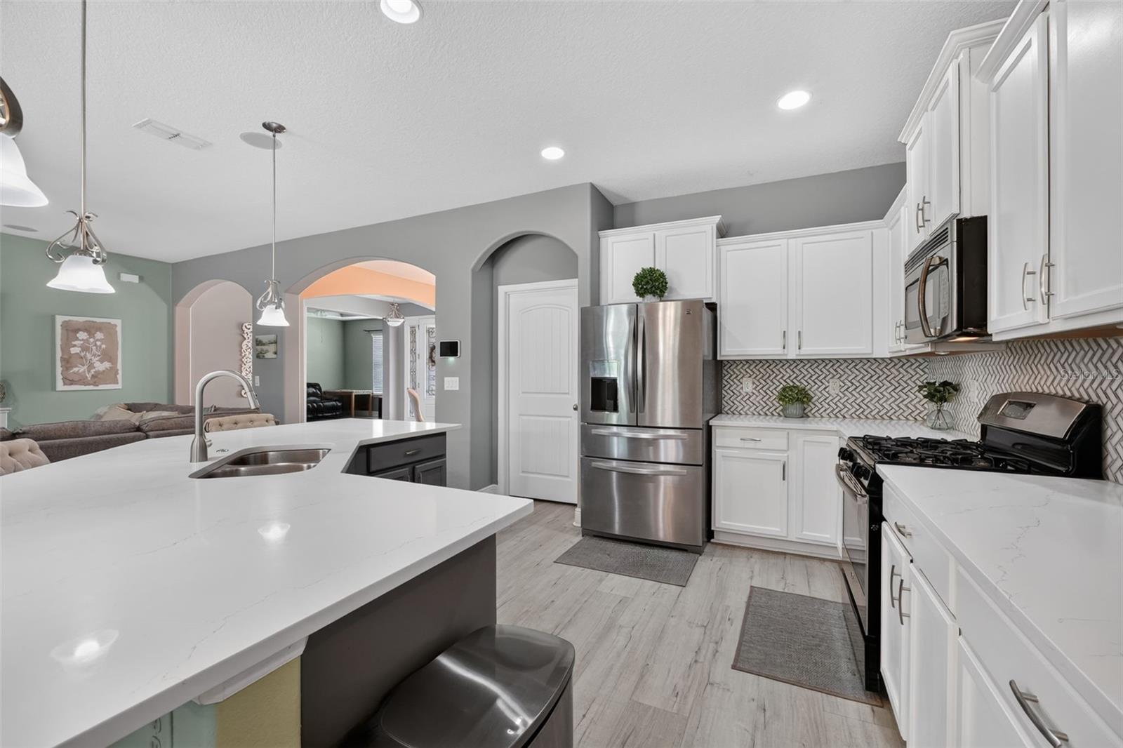 1458 DAYSTAR LN — photo 9