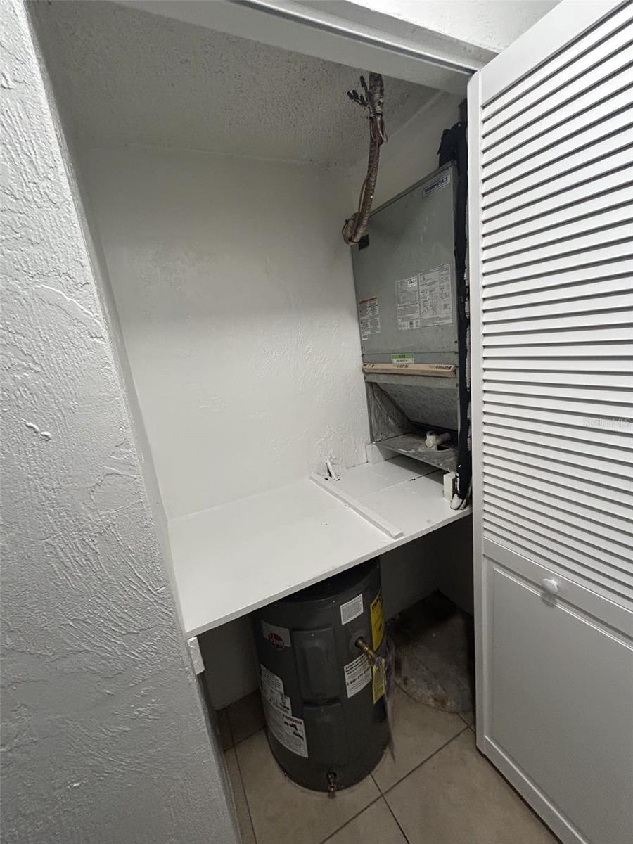 1216 KENNEDY RD #16 — photo 3