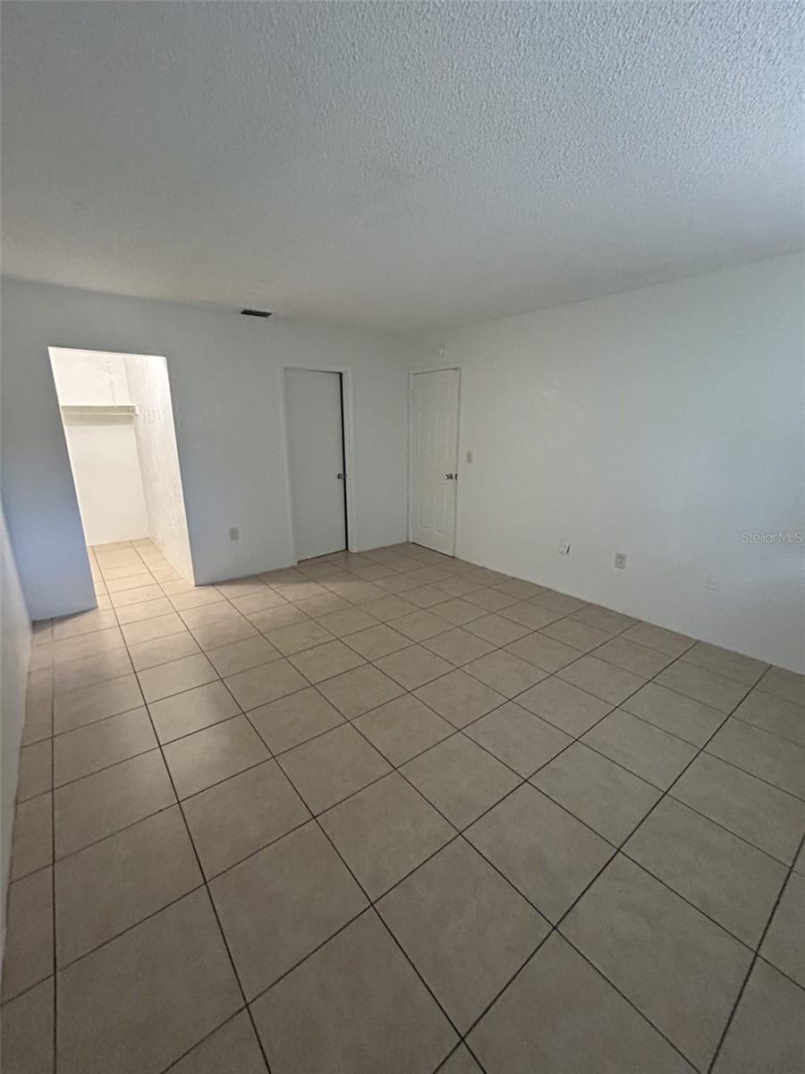 1216 KENNEDY RD #16 — photo 7