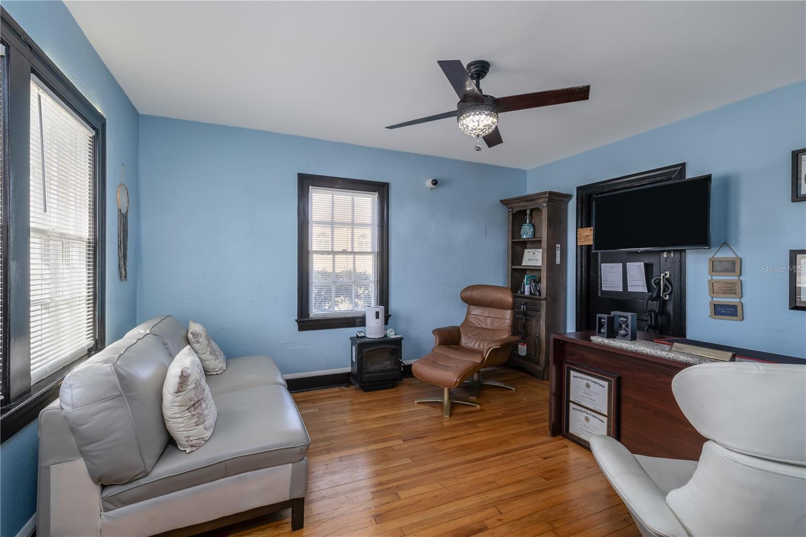 429 N RIDGEWOOD AVE — photo 10