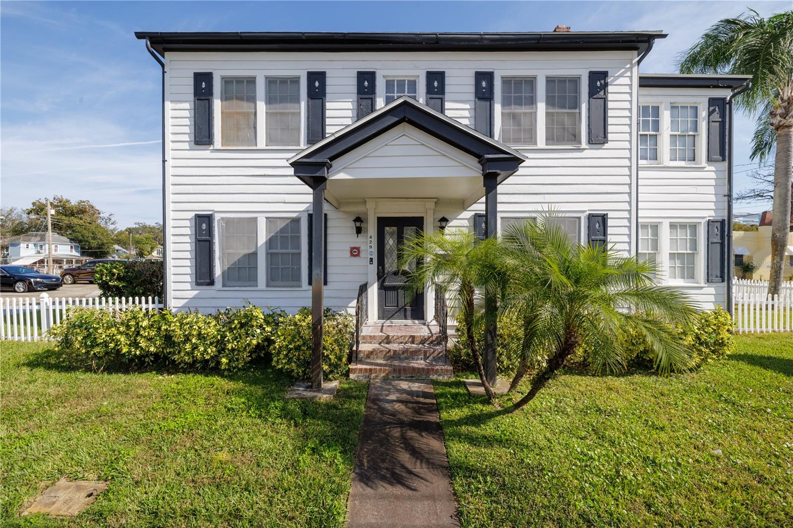 429 N RIDGEWOOD AVE