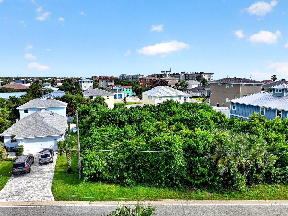 115 CAPRI DR — photo 10