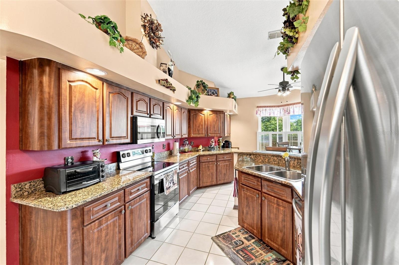 102 BIRKWOOD CT — photo 3