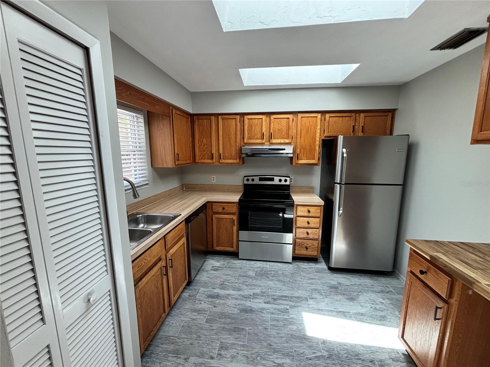 1187 MALONE CT — photo 6
