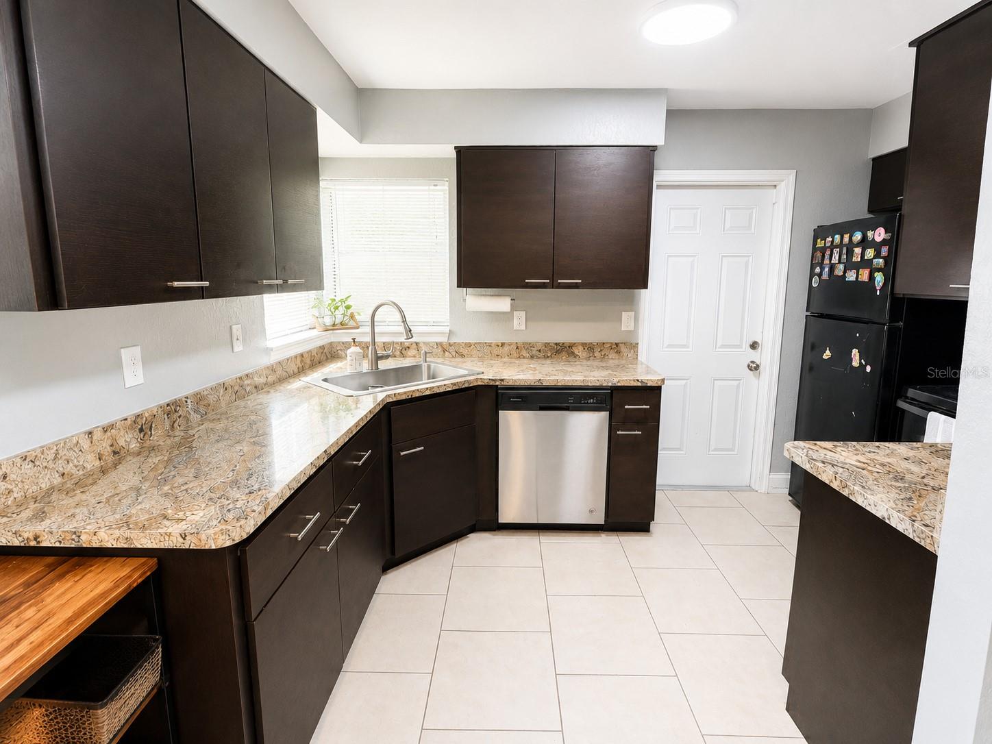 1035 COBBLESTONE AVE — photo 2