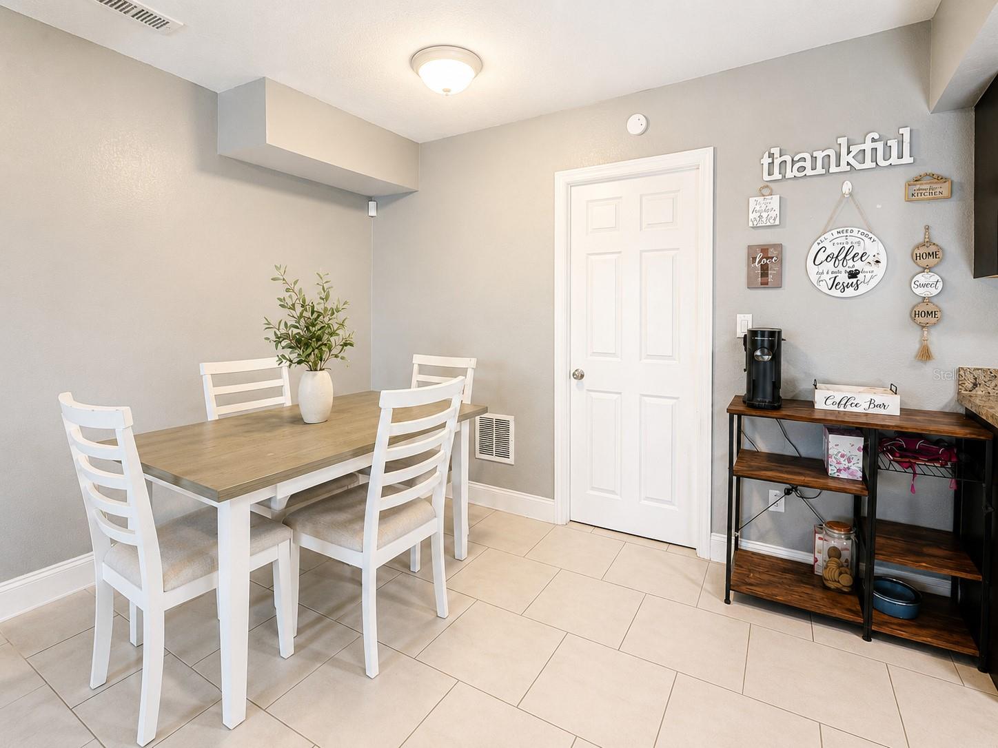 1035 COBBLESTONE AVE — photo 3