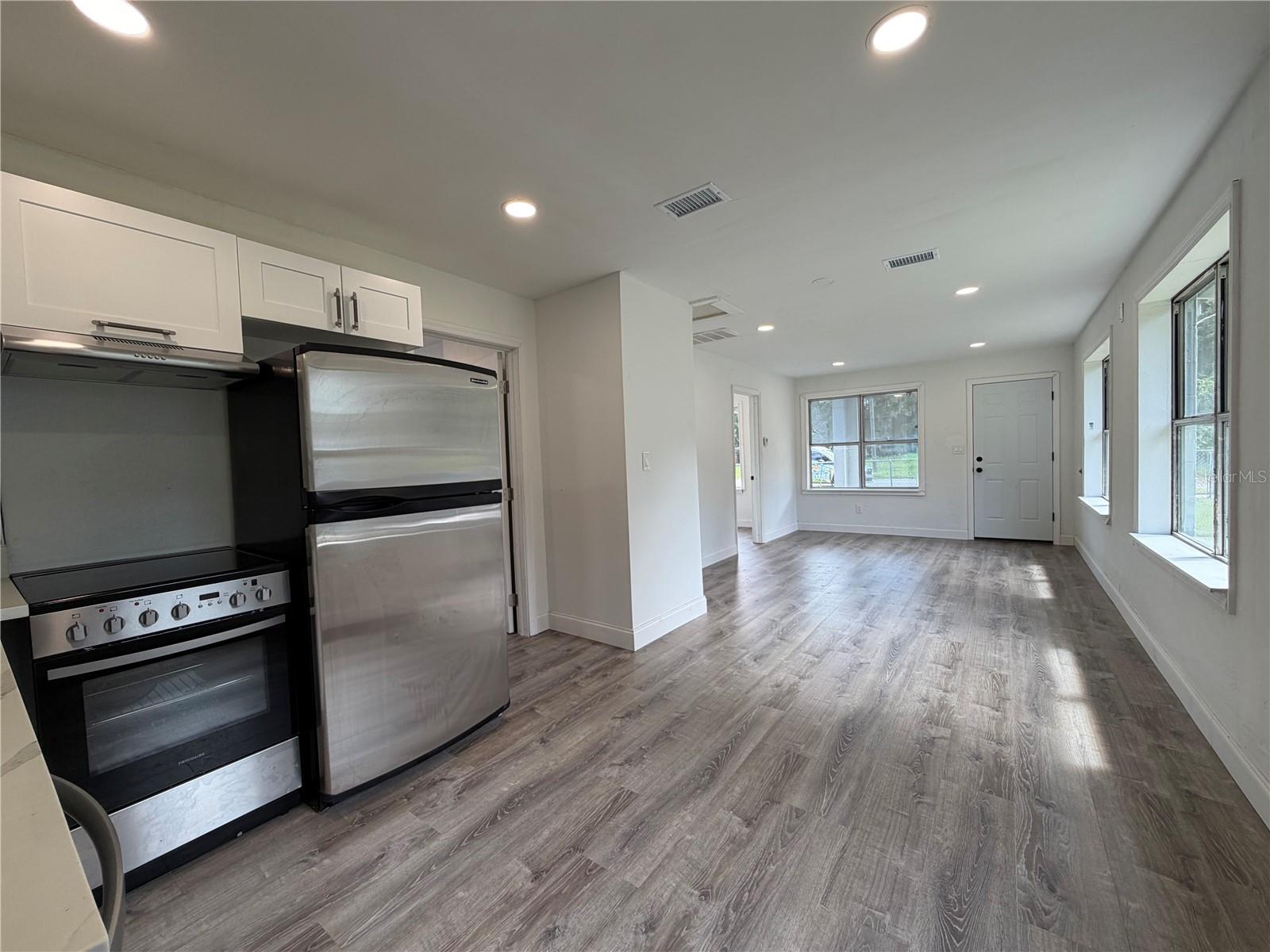 234 N ADAMS ST — photo 5
