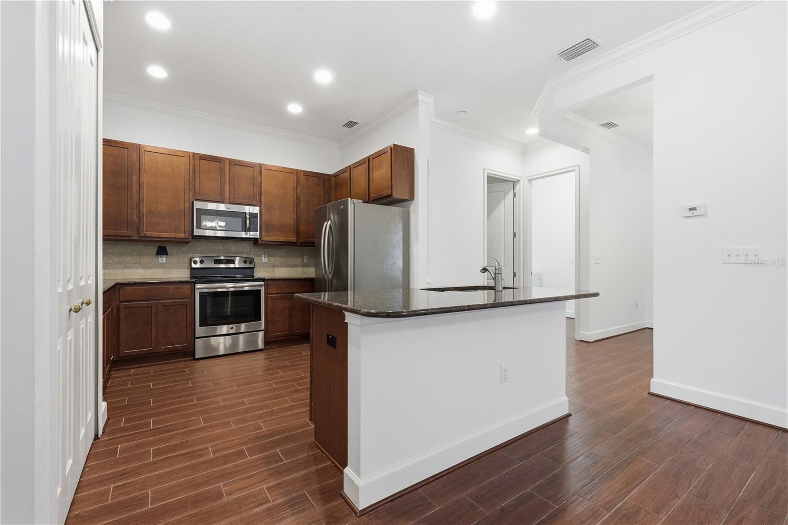 1031 KILKENNY LN — photo 11