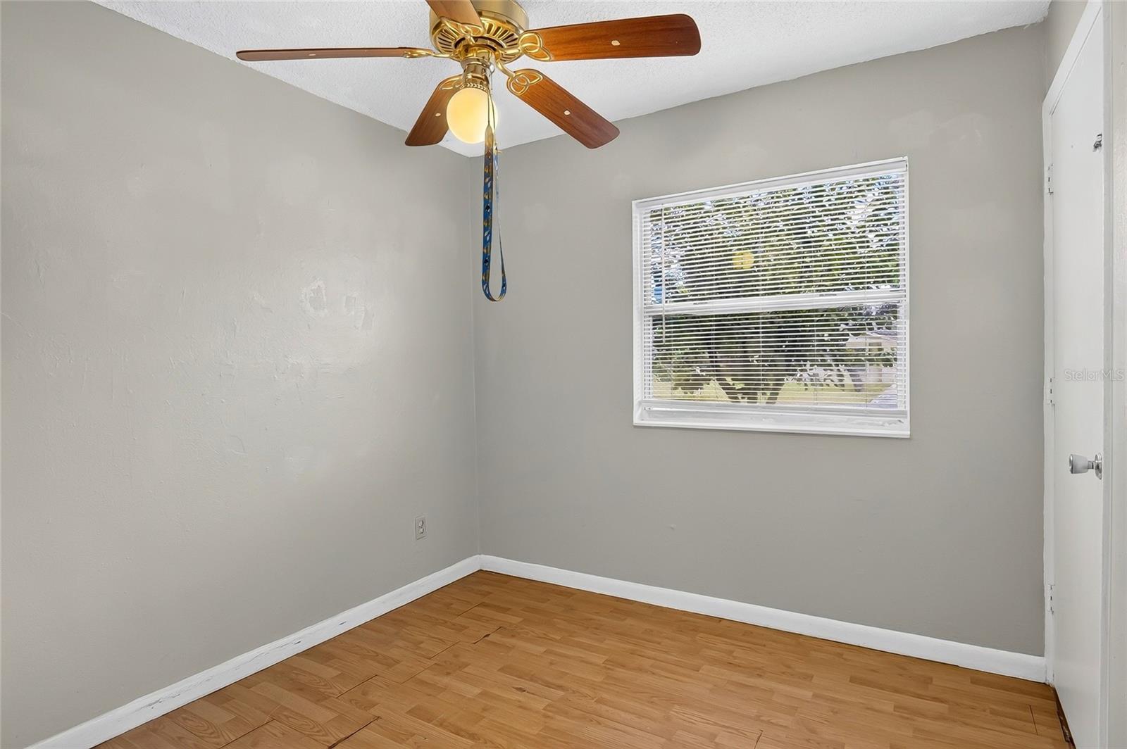 1019 PIONEER DR — photo 5